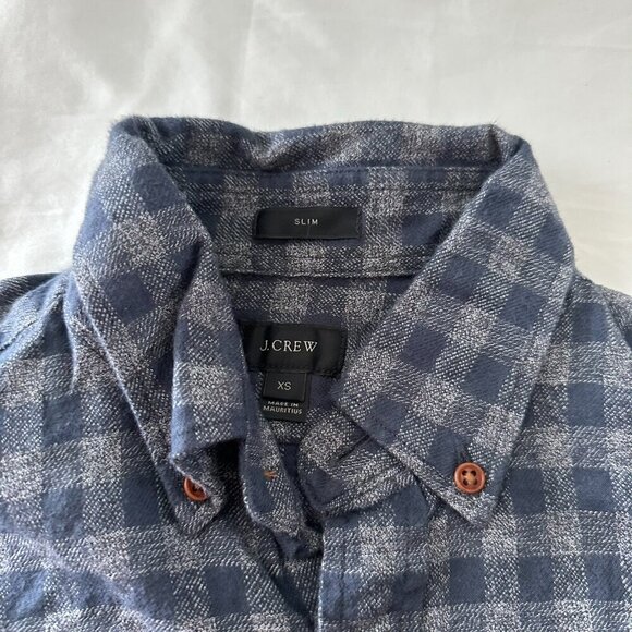 JCrew Long Sleeve Button Down - Picture 3 of 3